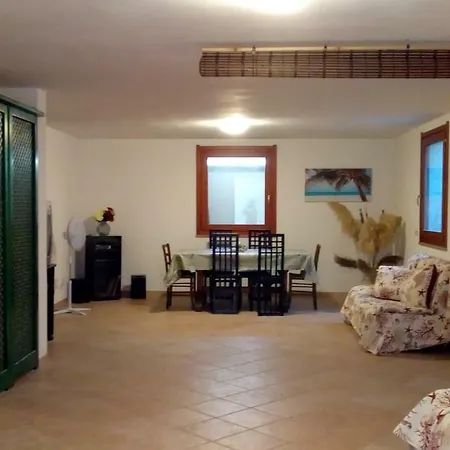 Casa Dei Ginepri - بيت للعطل
